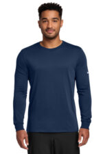 Nike Dri-FIT Cotton/Poly Long Sleeve Tee. NKBQ5230 College Navy
