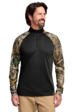 Russell Outdoors Realtree Colorblock Performance 1/4-Zip RU152 Black/ Realtree Edge